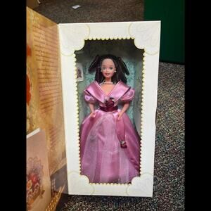 Mattel 1995 Sweet Valentine‎ Special Edition Collector Series Barbie Doll #14880